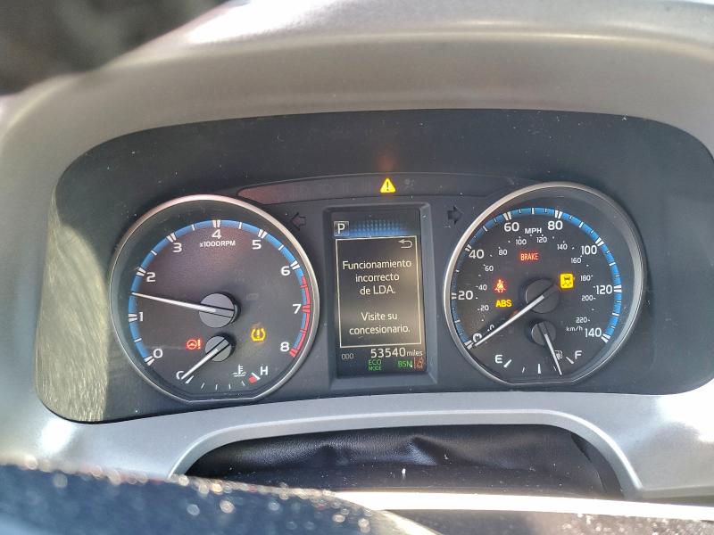 Фото 9 - TOYOTA RAV4