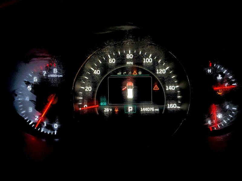 Фото 9 - KIA SORENTO