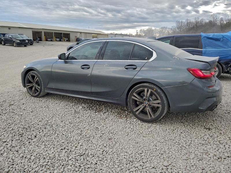 Фото 2 - BMW 3 SERIES