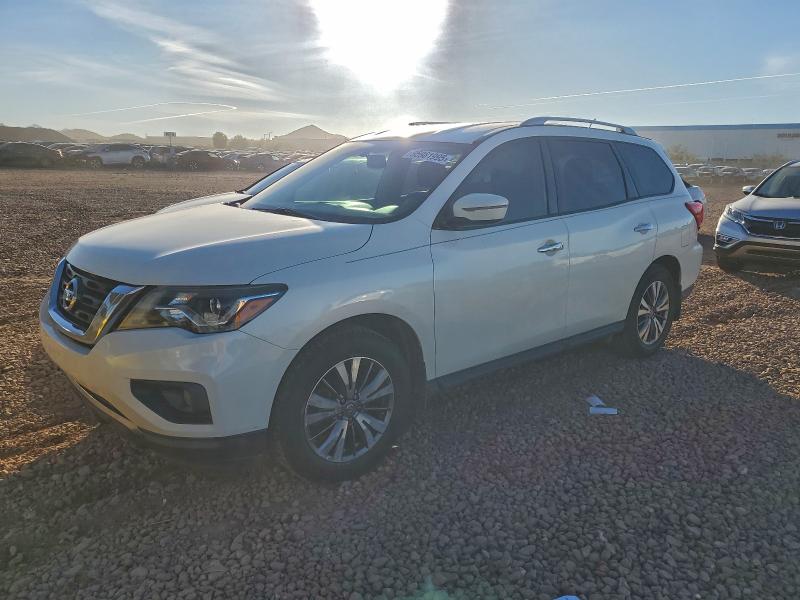 Фото 1 - NISSAN PATHFINDER