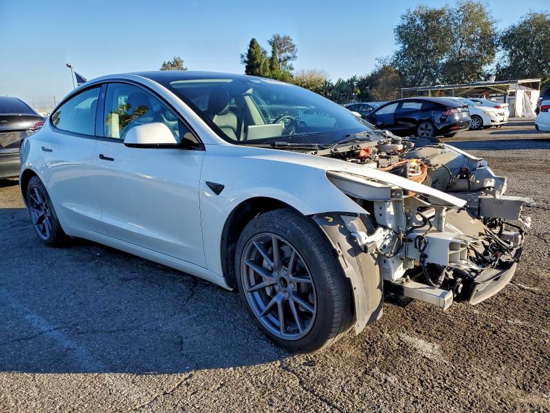 Фото 4 - TESLA MODEL 3