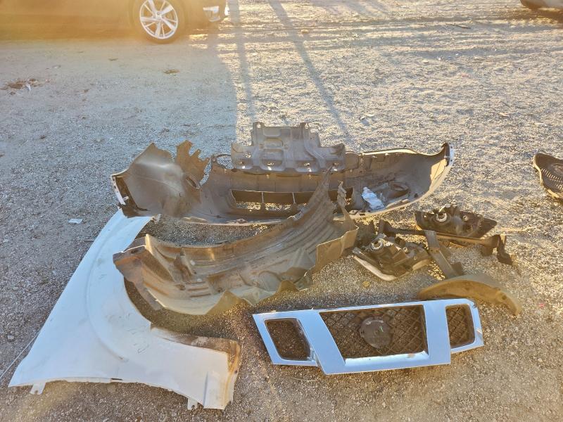 Фото 12 - NISSAN FRONTIER