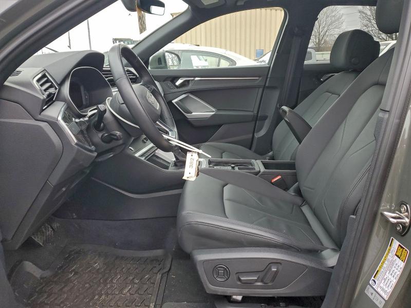 Фото 7 - AUDI Q3