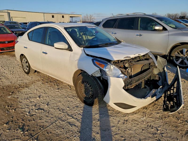 Фото 4 - NISSAN VERSA