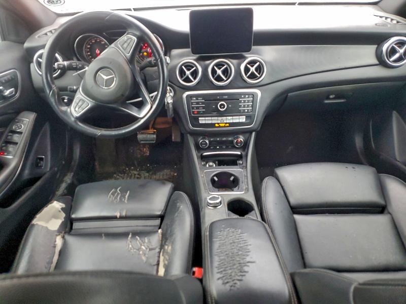 Фото 8 - MERCEDES-BENZ GLA-CLASS