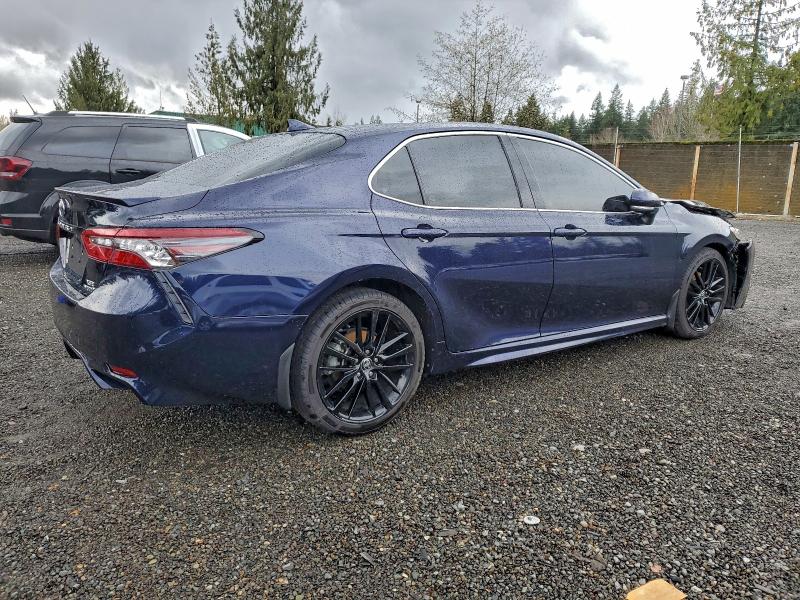 Фото 3 - TOYOTA CAMRY