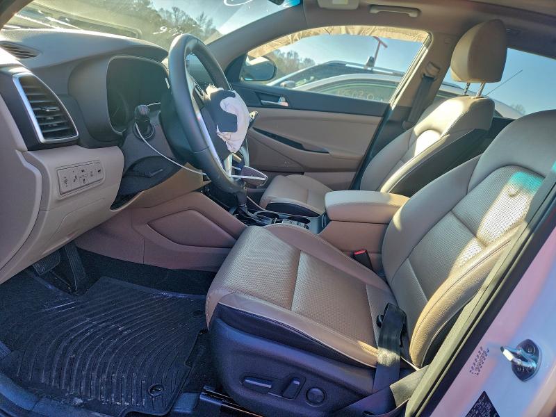 Фото 7 - HYUNDAI TUCSON