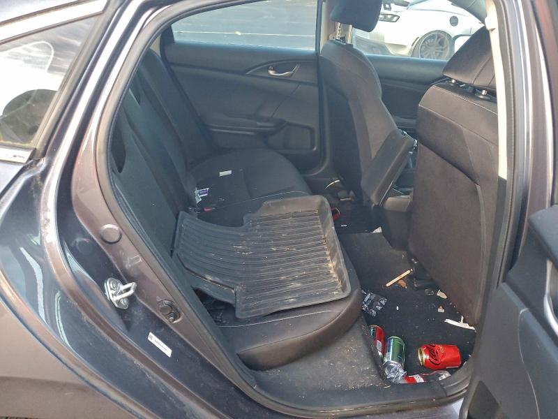 Фото 10 - HONDA INSIGHT