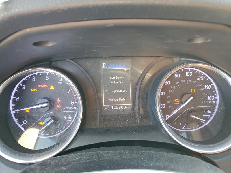 Фото 9 - TOYOTA CAMRY