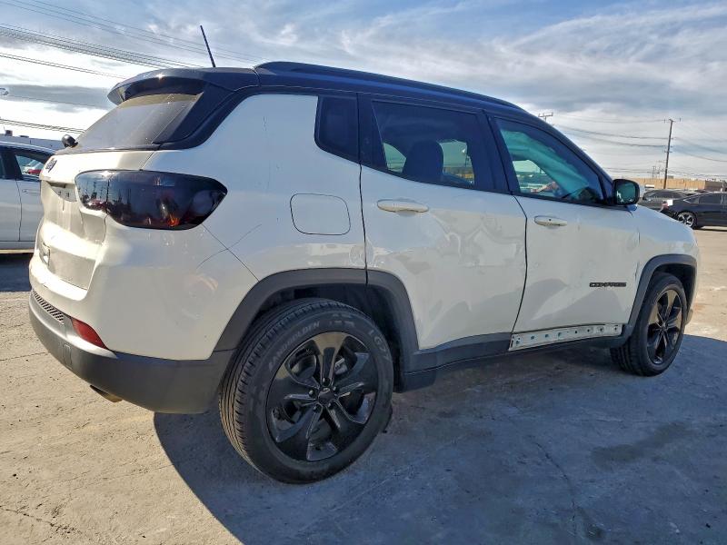 Фото 3 - JEEP COMPASS