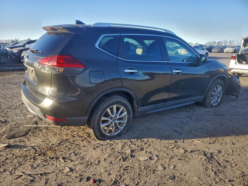 Фото 3 - NISSAN ROGUE