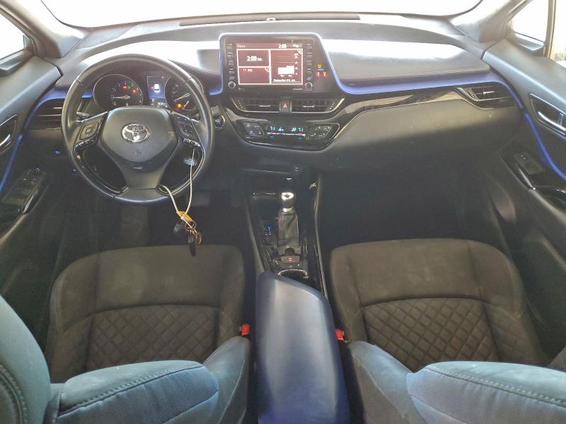 Фото 8 - TOYOTA C-HR