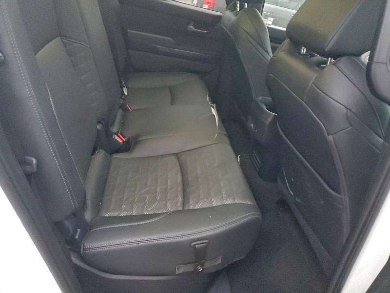 Фото 10 - TOYOTA TACOMA