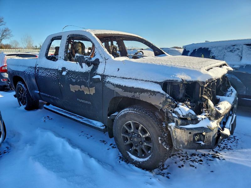 Фото 4 - TOYOTA TUNDRA