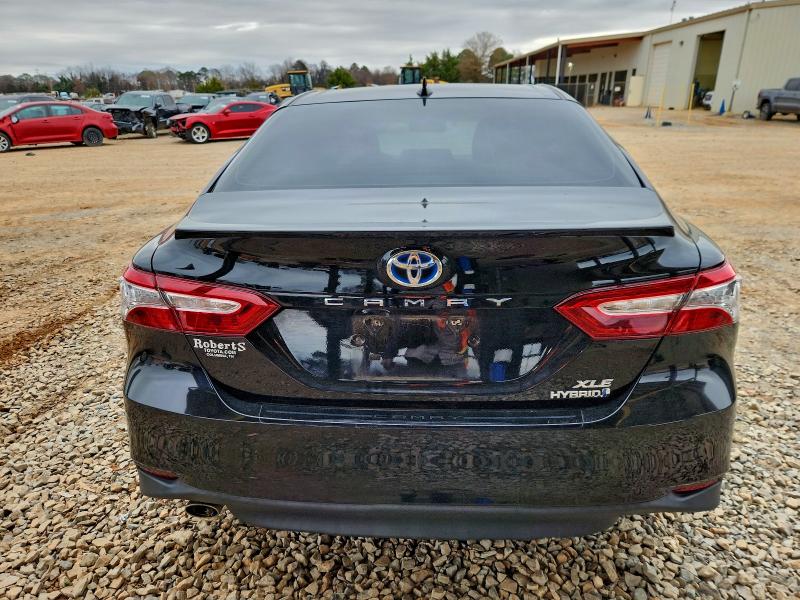 Фото 6 - TOYOTA CAMRY