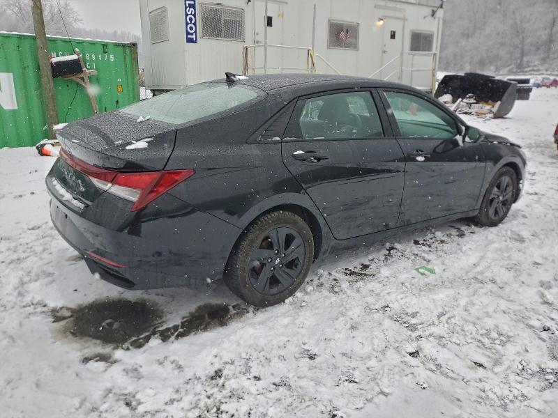 Фото 3 - HYUNDAI ELANTRA