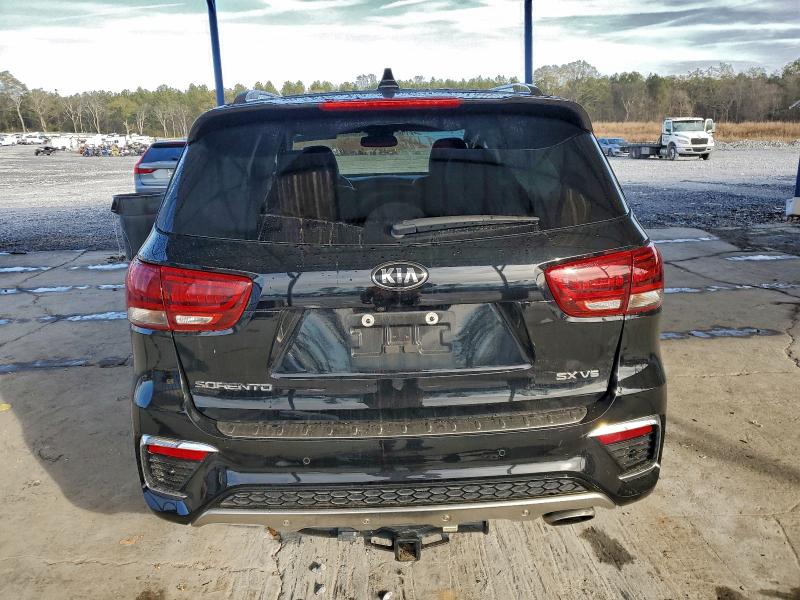 Фото 6 - KIA SORENTO