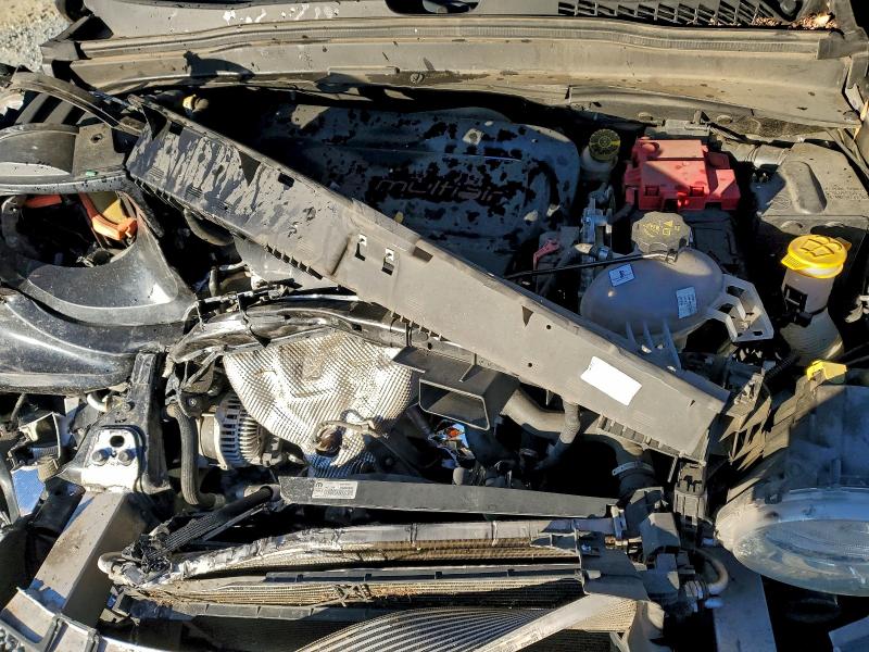 Фото 11 - JEEP RENEGADE