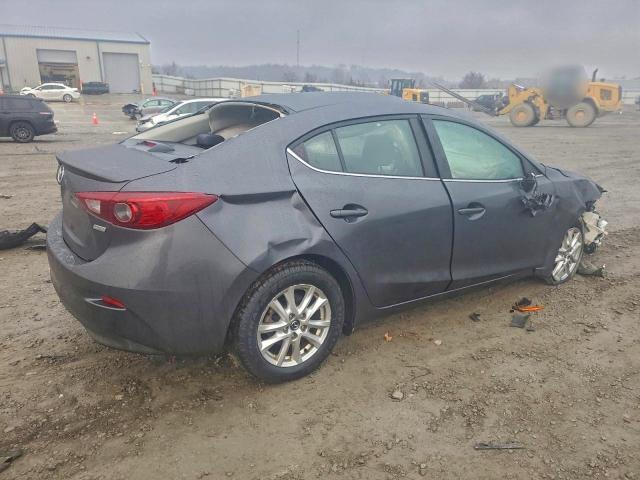 Фото 3 - MAZDA 3