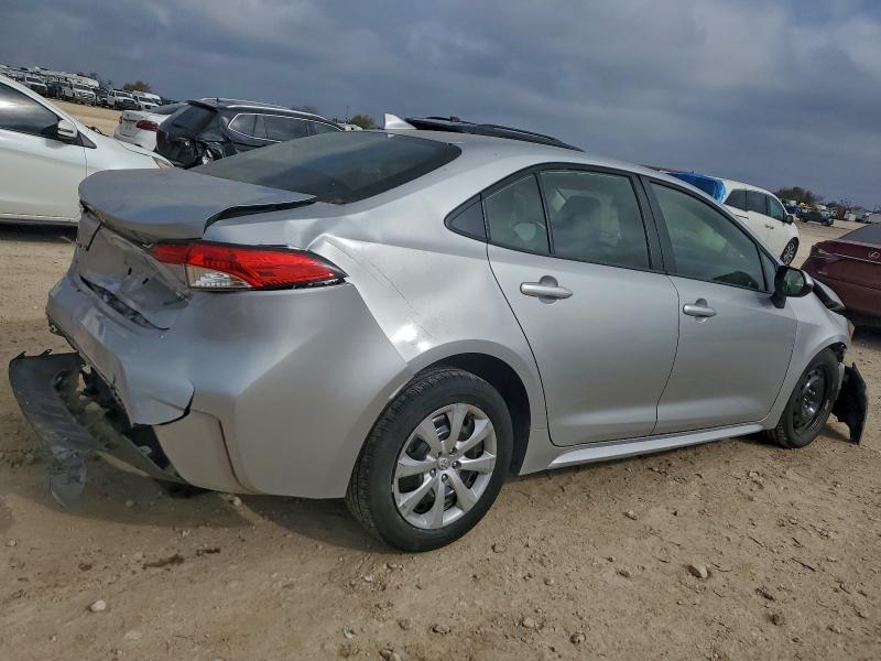 Фото 3 - TOYOTA COROLLA