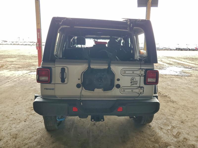 Фото 6 - JEEP WRANGLER