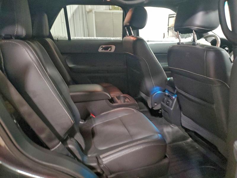 Фото 11 - FORD EXPLORER