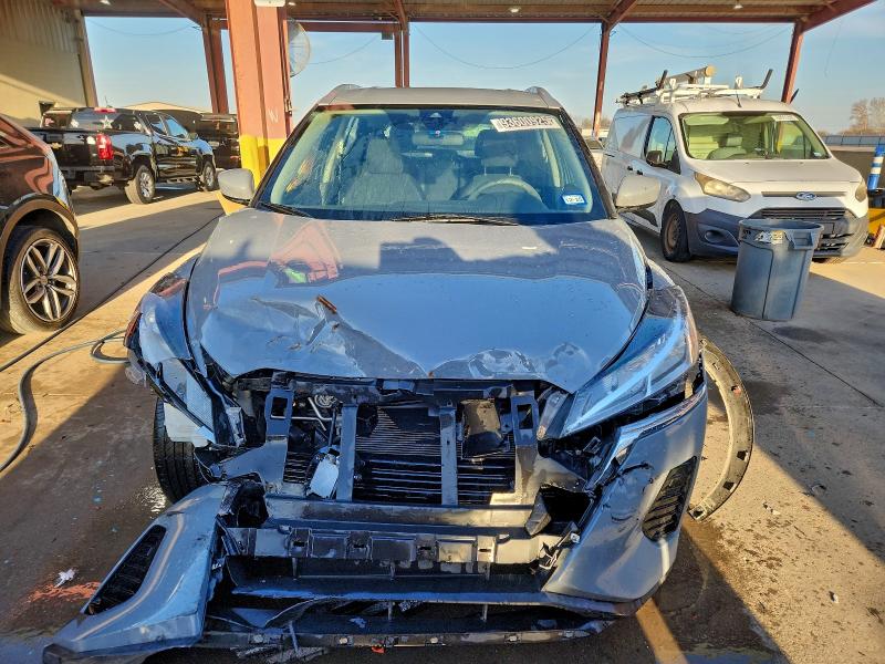 Фото 5 - NISSAN KICKS