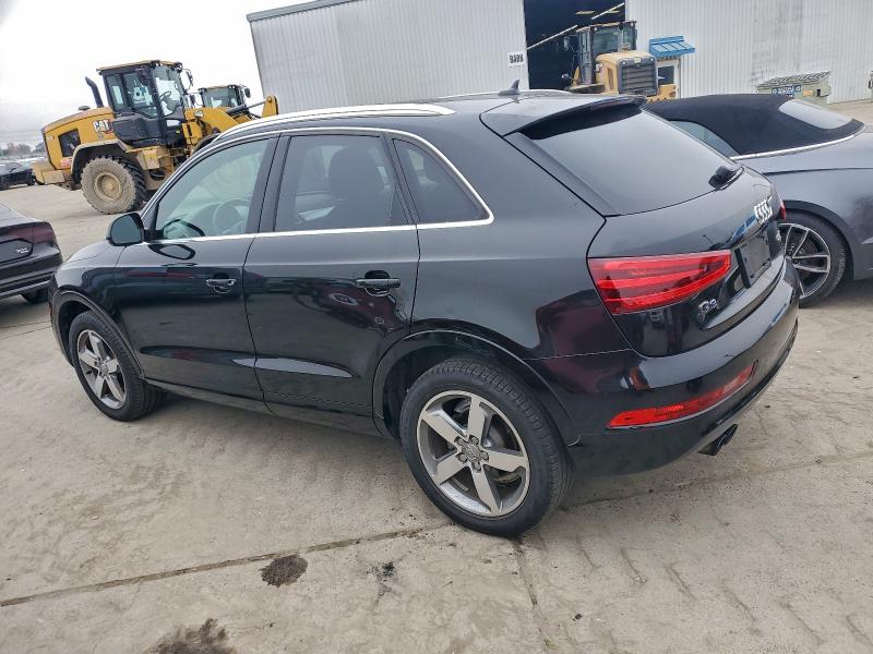 Фото 2 - AUDI Q3