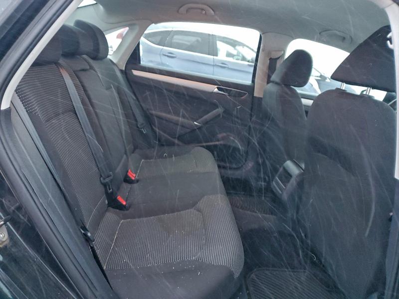 Фото 10 - VOLKSWAGEN PASSAT