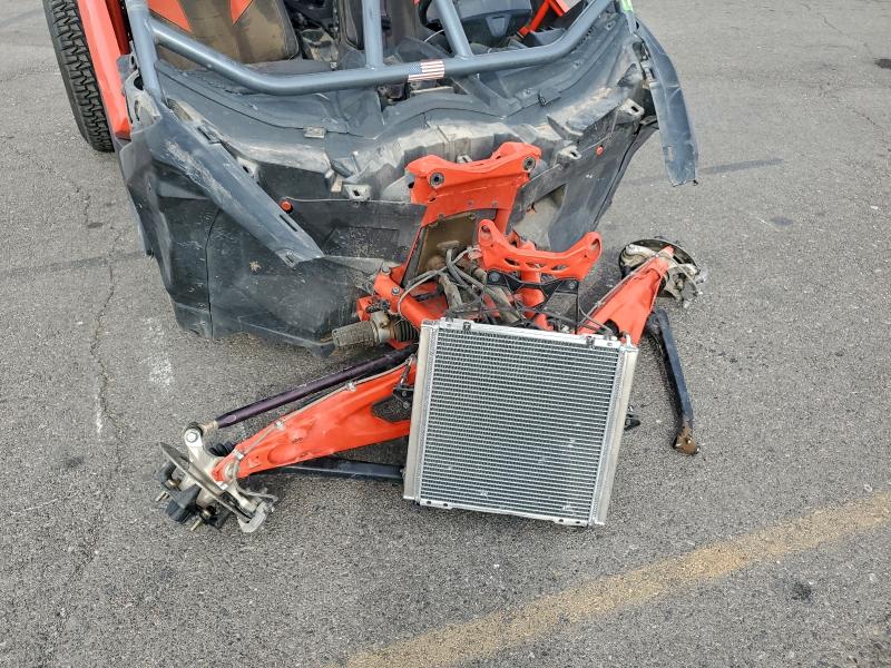 CAN-AM MAVERICK X 2017