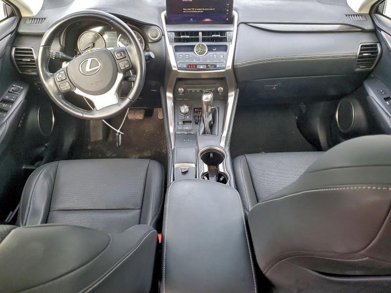 Фото 8 - LEXUS NX