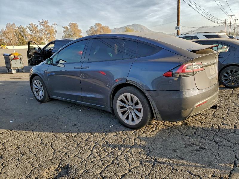 Фото 2 - TESLA MODEL X