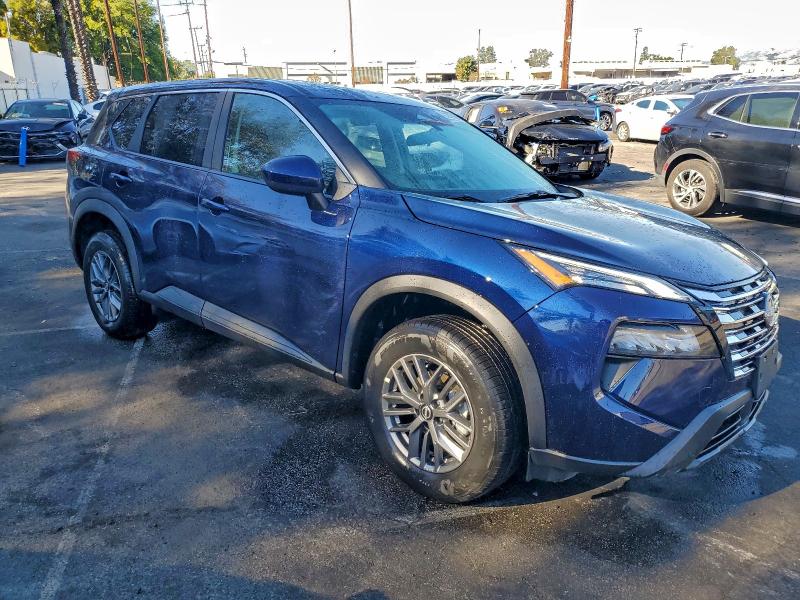 Фото 4 - NISSAN ROGUE