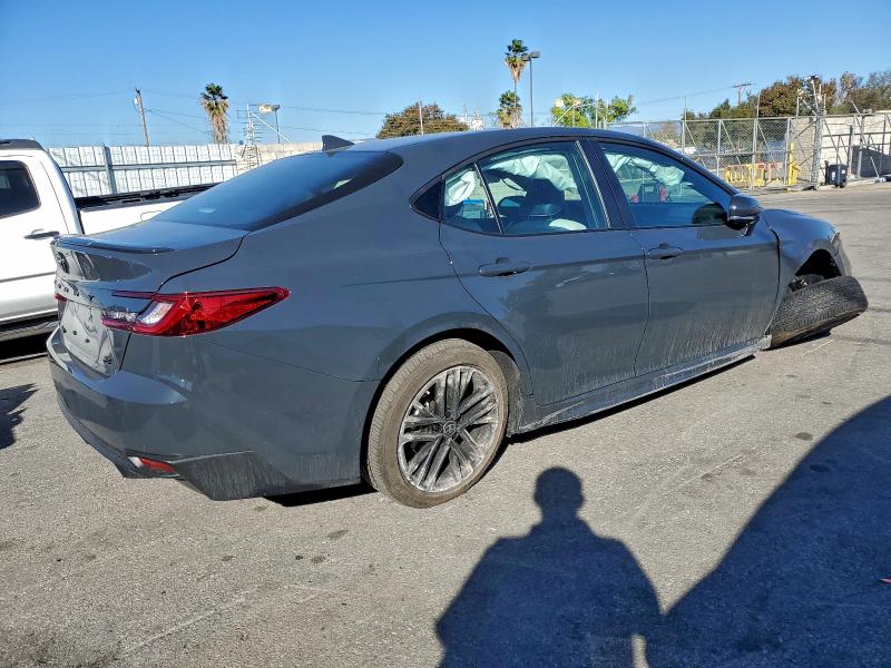 Фото 3 - TOYOTA CAMRY