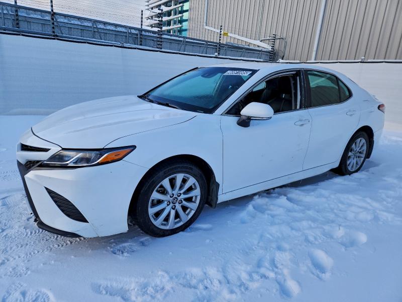 Фото 1 - TOYOTA CAMRY