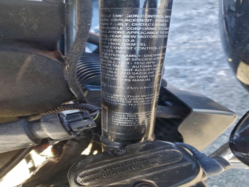 HARLEY-DAVIDSON FL 2013