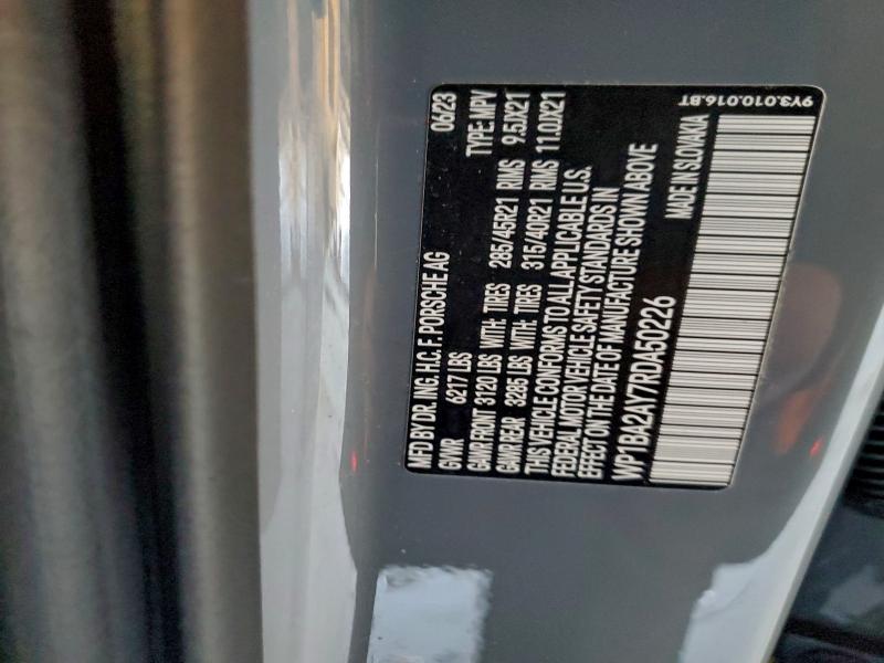 Фото 14 - PORSCHE CAYENNE