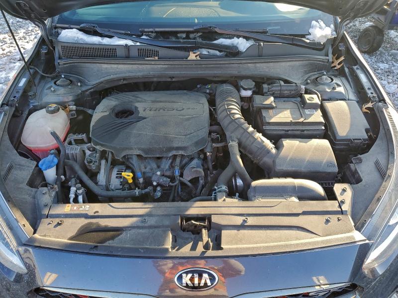 Фото 11 - KIA FORTE