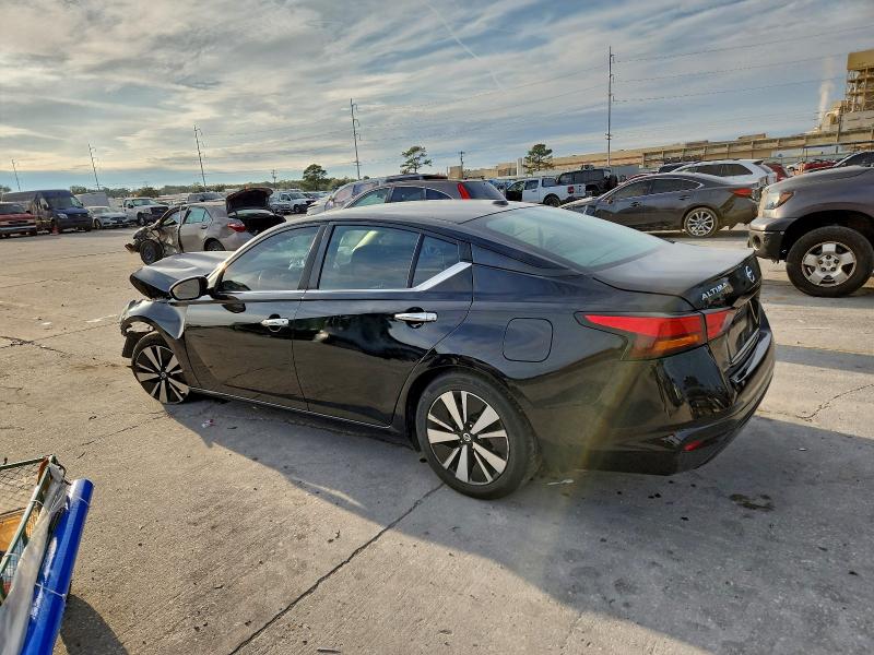 Фото 2 - NISSAN ALTIMA