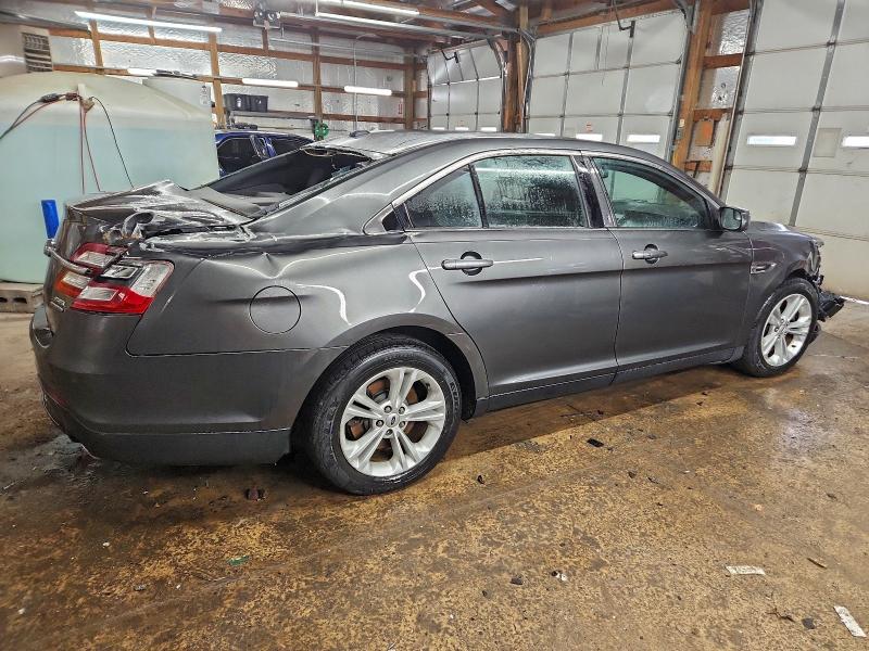 FORD TAURUS 2018 VIN 1FAHP2E85JG133263