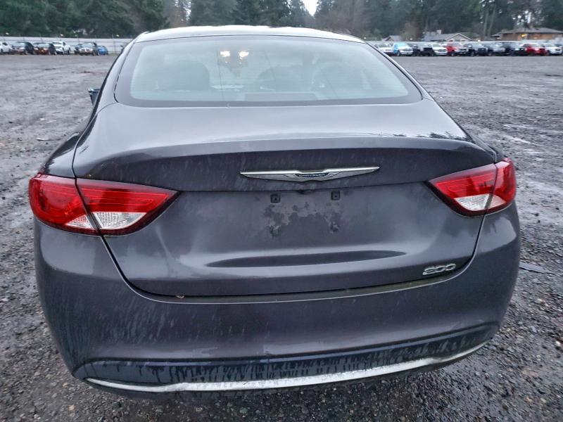 Фото 6 - CHRYSLER 200