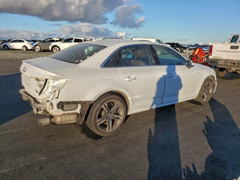 Фото 3 - AUDI A4