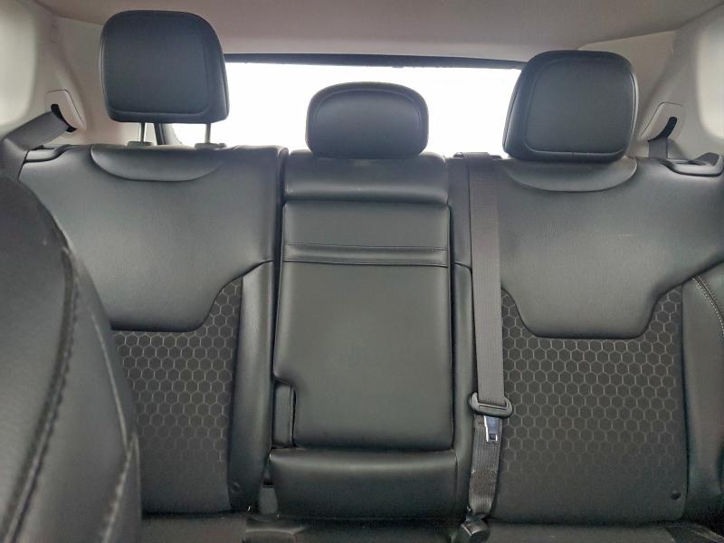 Фото 10 - JEEP COMPASS