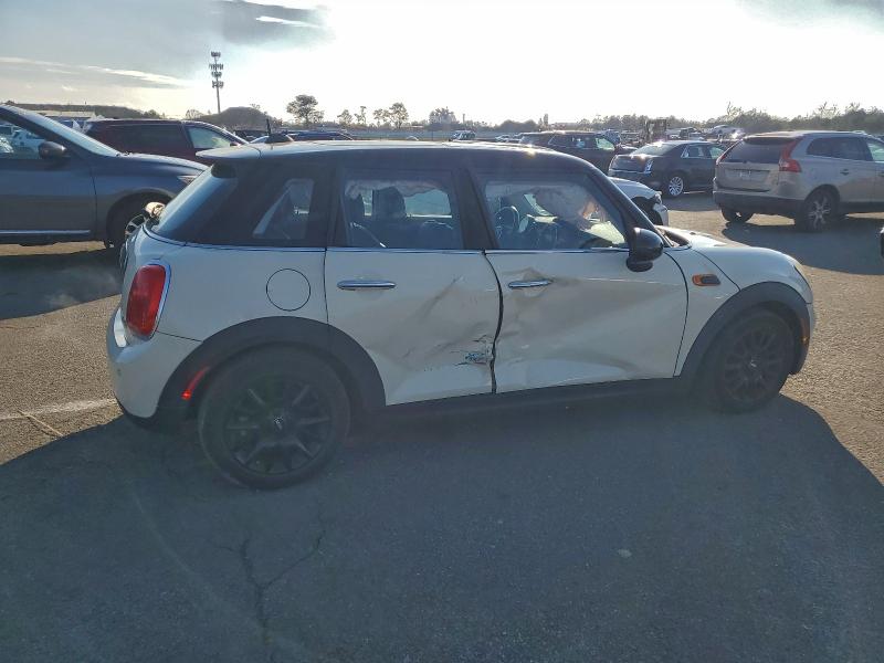 Фото 3 - MINI COOPER