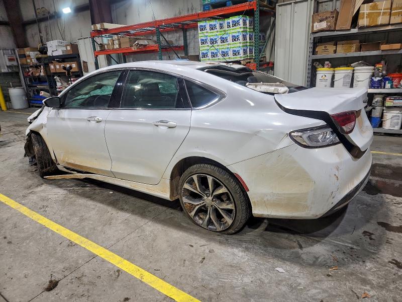 Фото 2 - CHRYSLER 200
