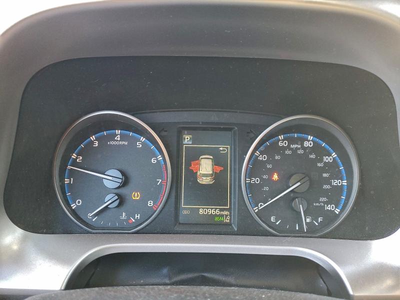 Фото 9 - TOYOTA RAV4