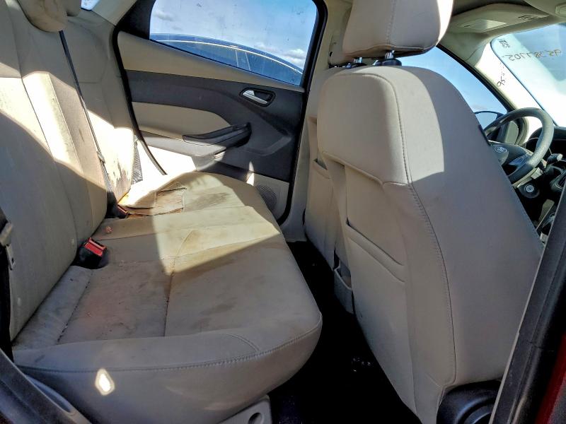 Фото 10 - FORD FOCUS