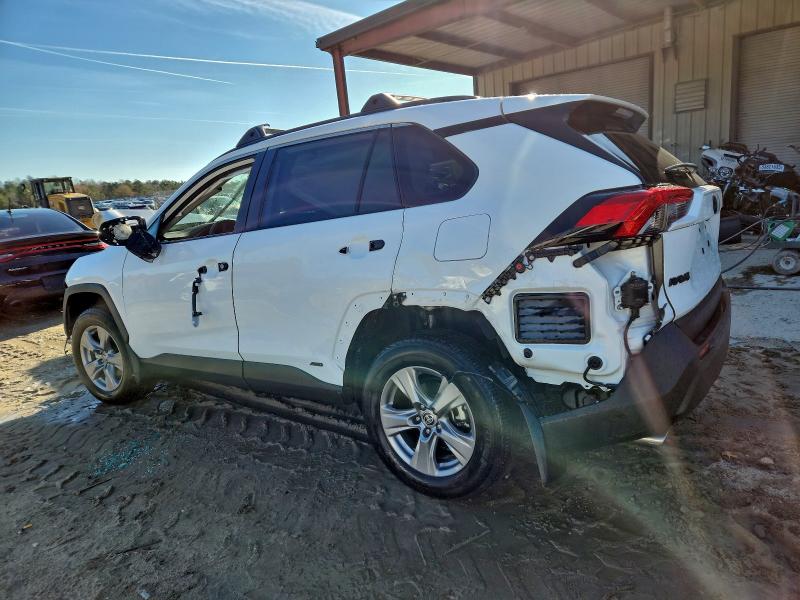 Фото 2 - TOYOTA RAV4