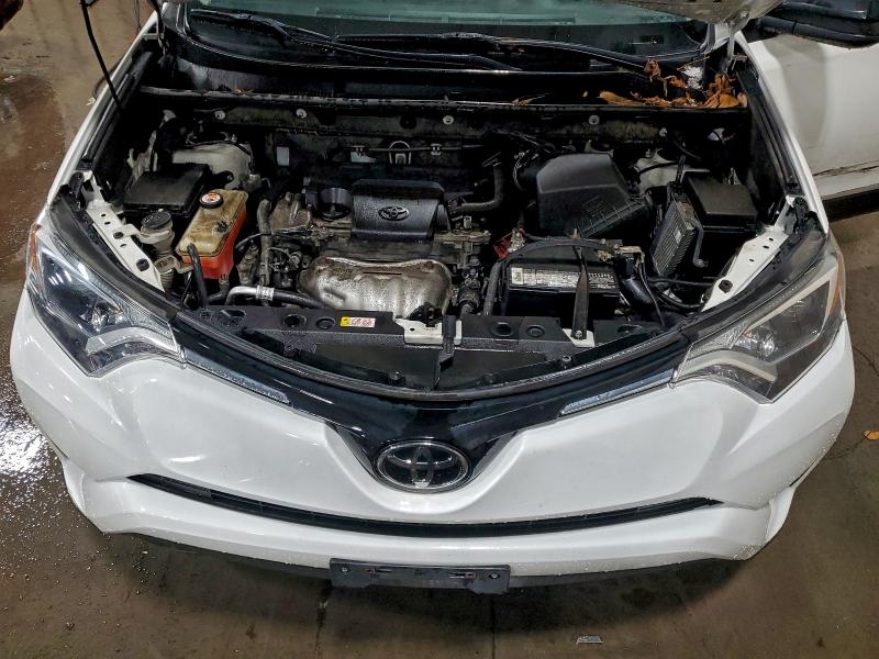 Фото 12 - TOYOTA RAV4