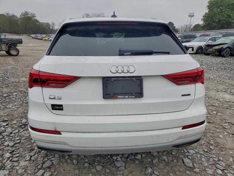 Фото 6 - AUDI Q3